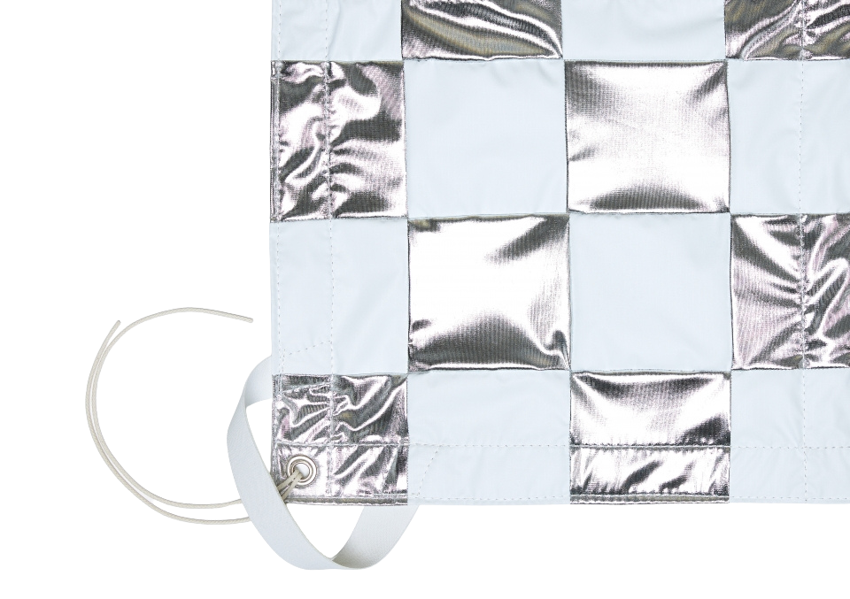 8×8 Silver/White Checker
